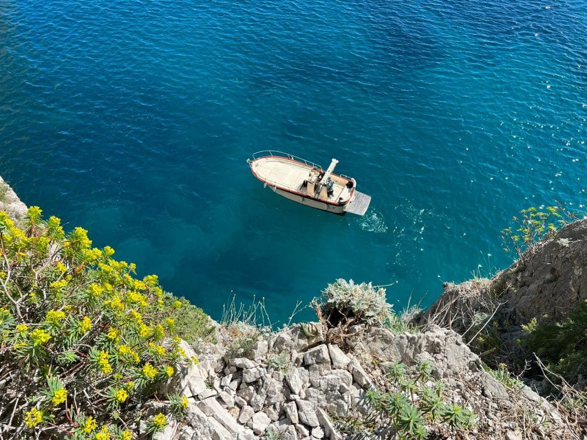 Private Boat Tour to Capri and the Amalfi Coast - Boat Description