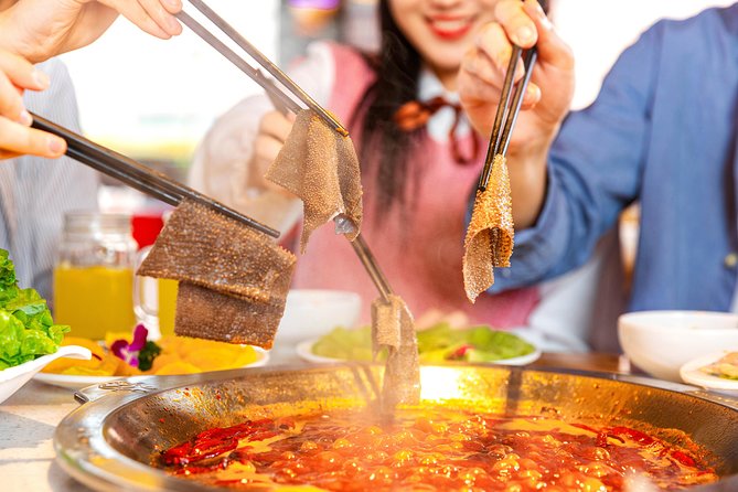 Private Chengdu Hotpot Dinning Experience at Locals Home - Reviews