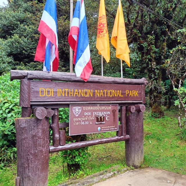 Private Day Tour Doi Inthanon With Mae Ya Waterfall - Scenic Viewpoints and Pagodas