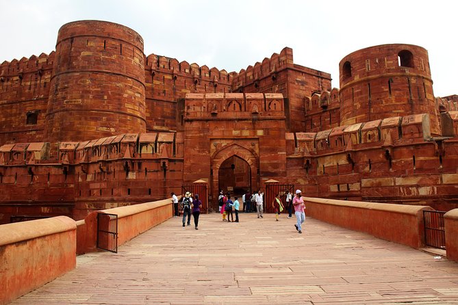 Private Day Trip to Agra Includes Taj Mahal and Agra Fort From Delhi - Delving Into the History of Agra Fort