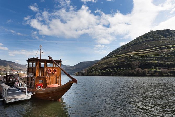 Private Douro Valley Wine Tour: 2 Wine Estates, Lunch and Cruise - Additional Information