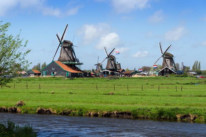 Private Excursion to Zaanse Schans, Edam, Volendam and Marken - Visiting the Cheesemaking Town of Edam