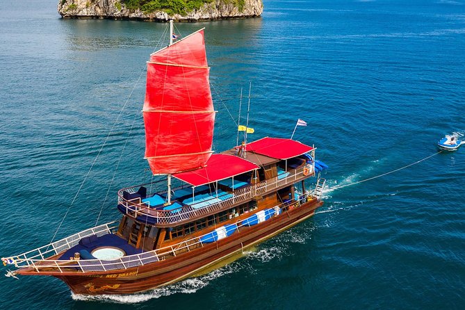 Private Full-Day Red Dragon Yacht to Angthong National Marine Park - Capacity and Beverages