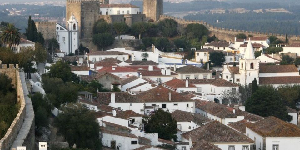 Private Full Day Tour To Fatima, Batalha, Nazaré and Óbidos - Visiting Aljustrel