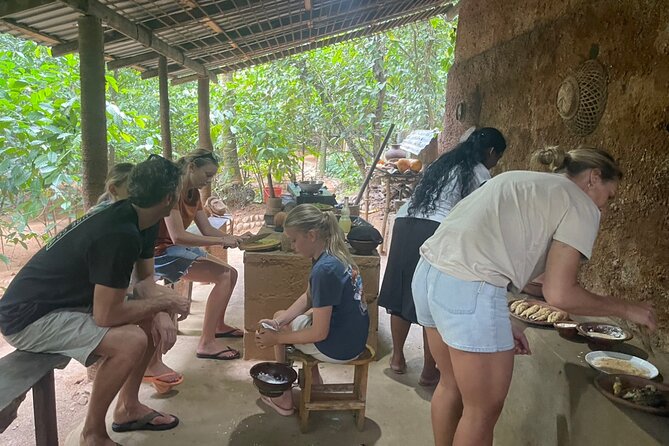 Private Kandy Authentic Cooking Class - Delectable Main Course Offerings