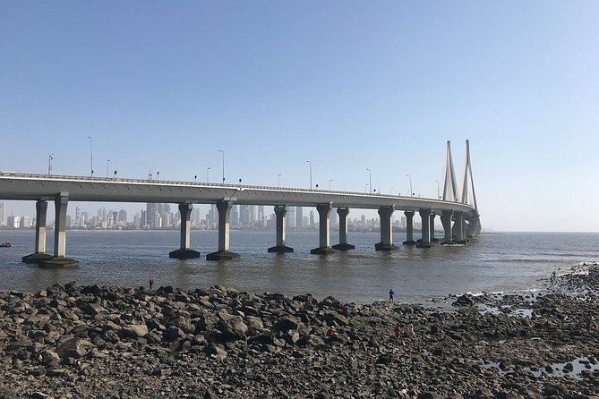 Private Mumbai City Tour in Aircon Transport & Lunch - Customizable Itinerary