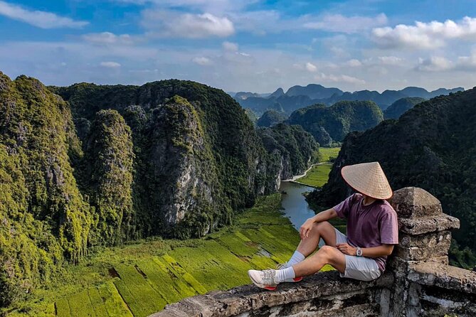 Private Ninh Binh Luxury Day Tour (Tam Coc, Mua Cave, Cycling) - Pickup and Meeting Details