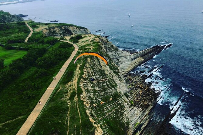 Private Tandem Paragliding Flight in Bizkaia - Booking and Accessibility