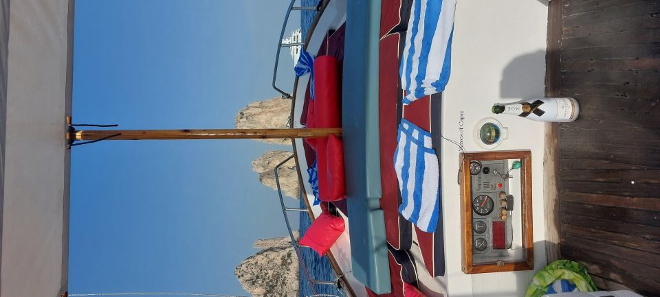 Private Tour of the Island of Capri by Classic Gozzo Boat 3H - Cost and Booking Details