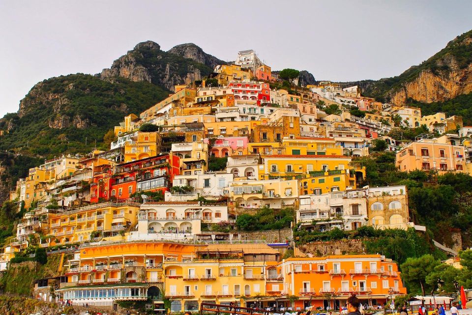 Private Transfer From Positano to Naples + Pompeii 2hrs - Professional English-Speaking Driver