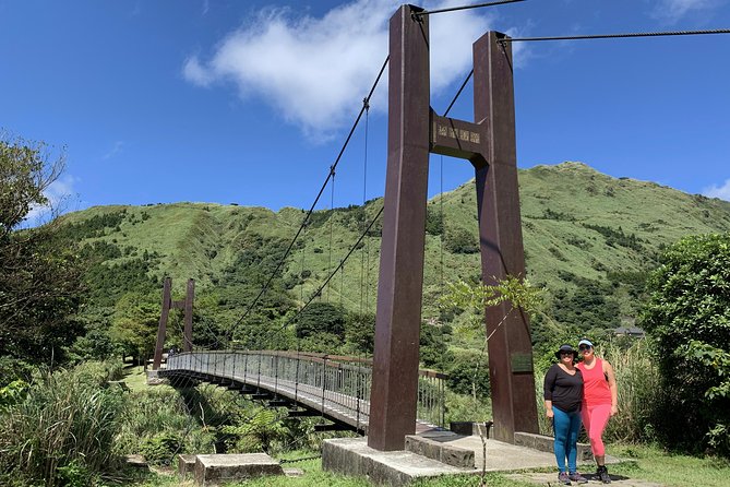 Private Yangmingshan Volcano Tour - Milk Pond and Water Buffaloes