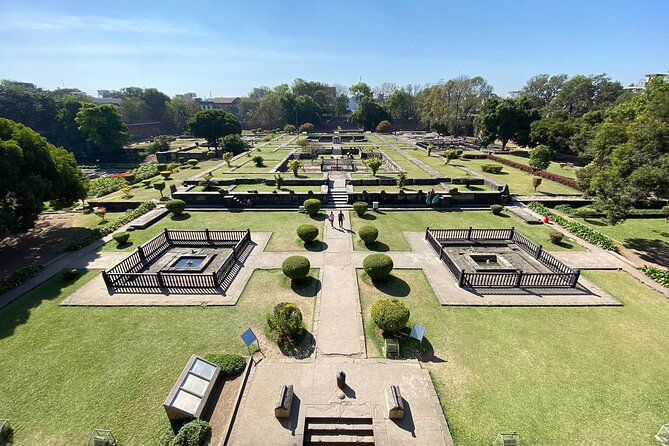 Pune Walking Tour With a Punekar - Meeting Point and Logistics