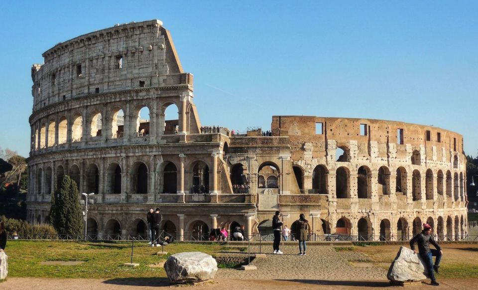 Rome: Colosseum Underground Private Tour With Arena Floor - Roman Forum and Palatine Hill