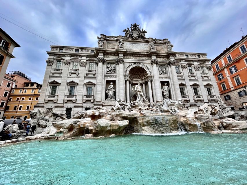 Rome: Piazzas & Fountains Tour - Iconic Monuments