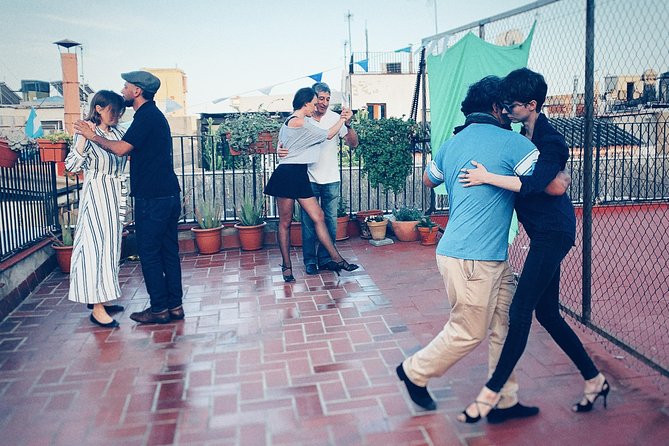 Rooftop Tango Lesson & Drinks in Barcelona - Rooftop Tango Lesson Details