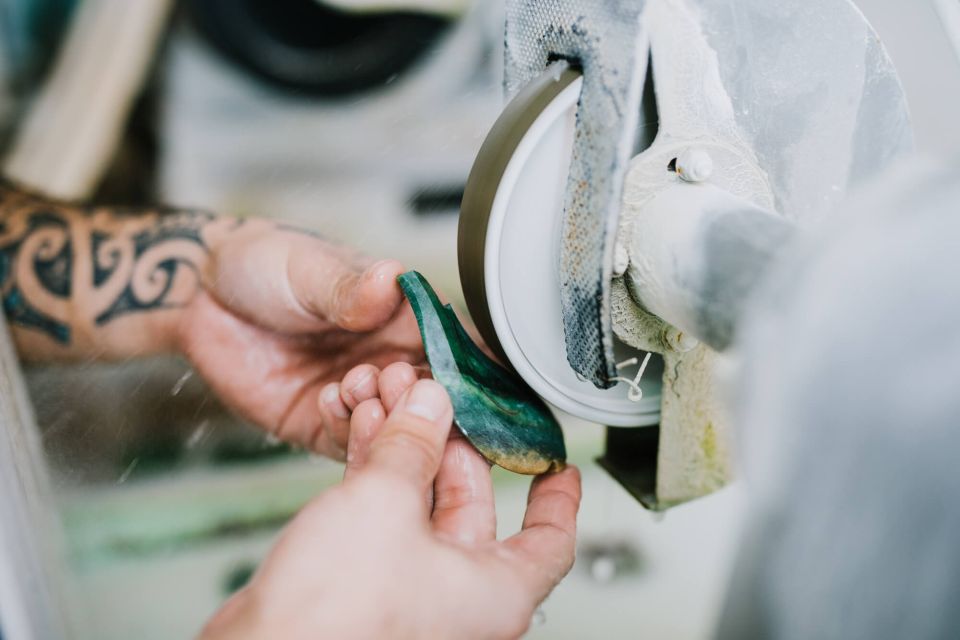 Rotorua: Jade Carving Experience at a Local Studio - Full Description