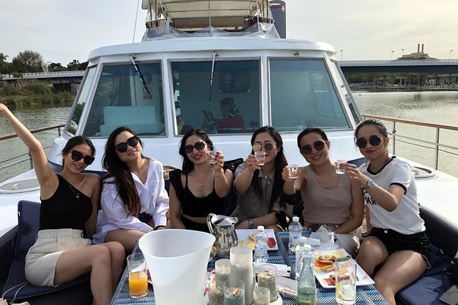 Sailing Trip on an Exclusive Yacht With Tasting Menu and Drinks - Meeting Point and Pickup