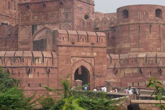 Same Day Agra Tour by Car - Logistics and Accessibility