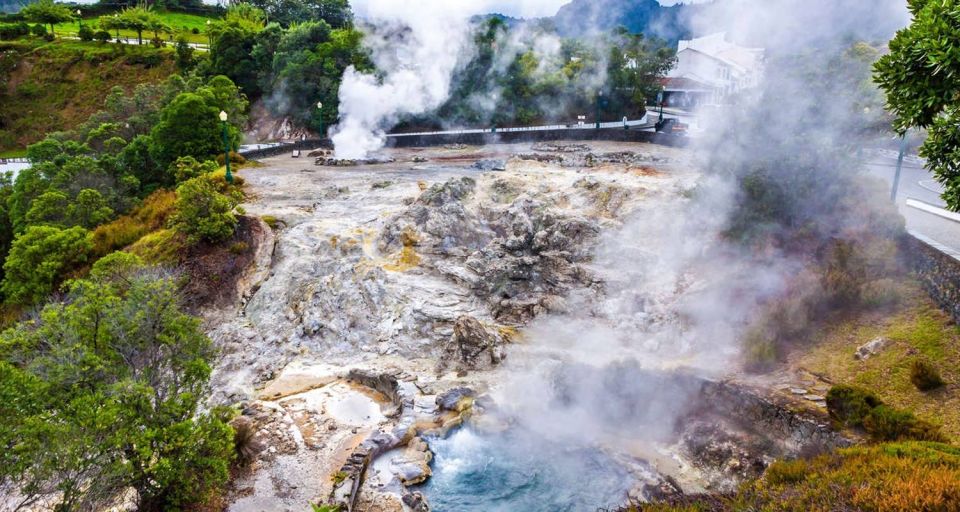 São Miguel: Furnas Volcano & Tea Plantation Tour & Lunch - Inclusions and Exclusions