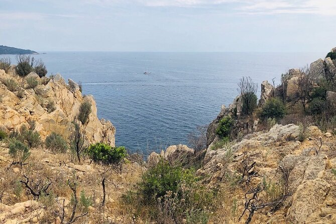 Sea Kayaking in the Heart of the Ramatuelle Nature Reserve - Escaping the Crowds