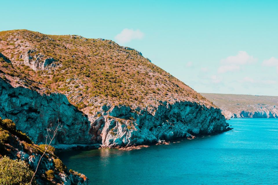 Sesimbra: Arrábida Natural Park Secret Beaches and Caves - Visiting the Whaling Bay