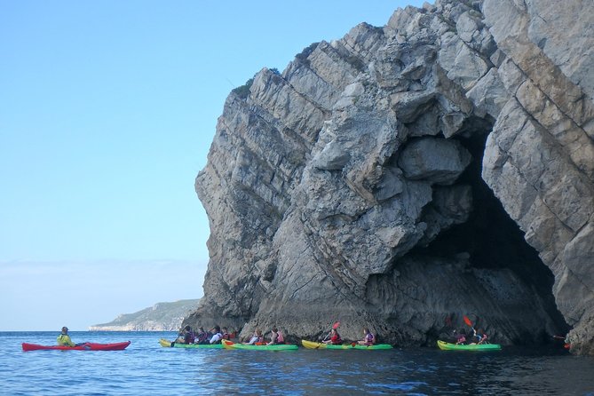 Sesimbra Discovery by Kayak - Discovering the Maritime Reserve