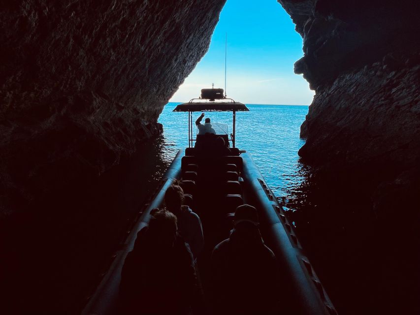 Sesimbra: Private Boat Tour Beaches of Arrábida Natural Park - Included in the Tour