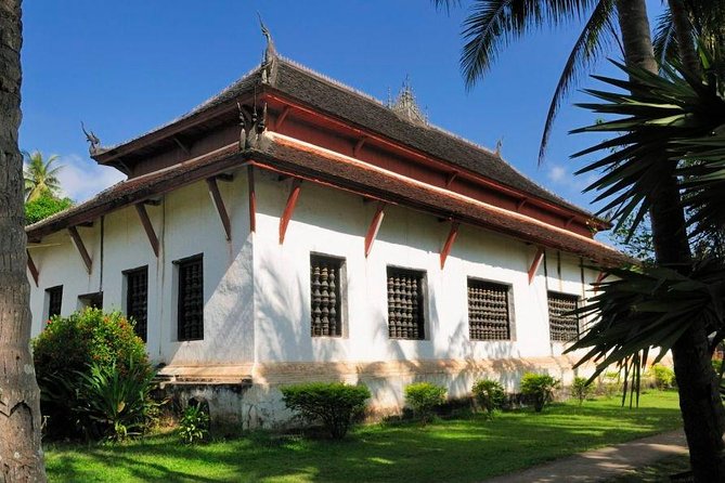 Small Group Half Day Luang Prabang City Tour - Luang Prabangs UNESCO Sites