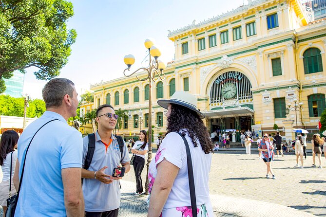 Small-group Saigon City Tour: 1-day Must-See Icons & Cyclo Ride - Meeting and Pickup