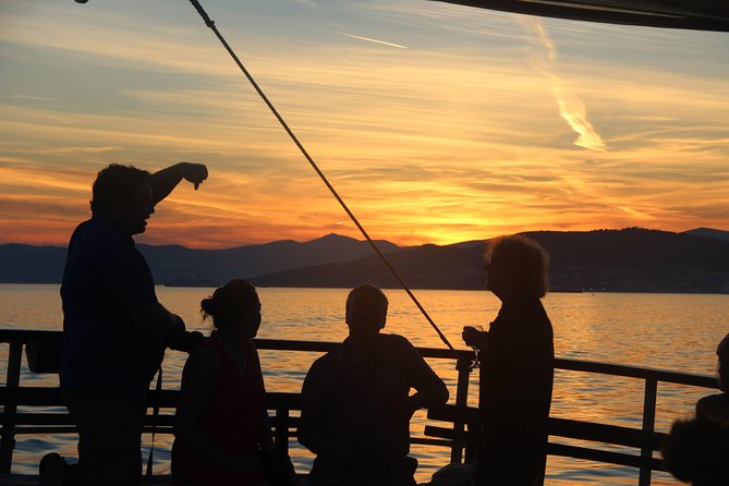 Split Sunset Cruise With Live Music - Confirmation and Availability