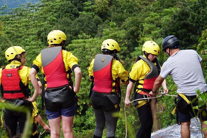 Sri Lanka 11 Nights -12 Days Luxury Guided Tour by Mini-Coach - Inclusions and Exclusions
