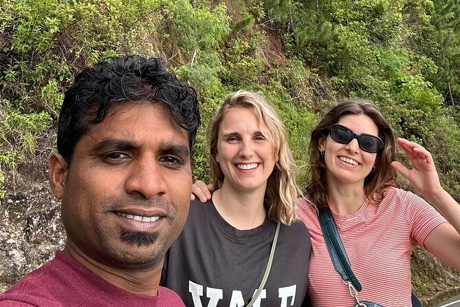Sri Lanka Tour 8 Days With a Private Driver, Hotels, and Vehicle - Included Meals and Refreshments
