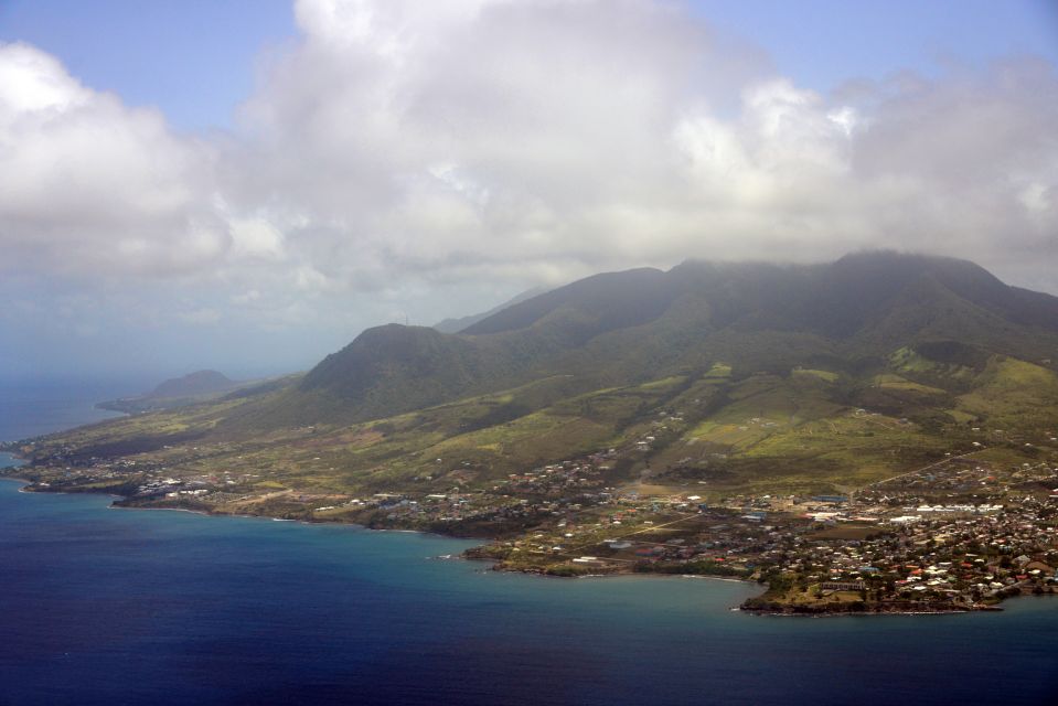 St Kitts: Volcano Hiking and Sightseeing Excursion - Exploring Basseterres Landmarks