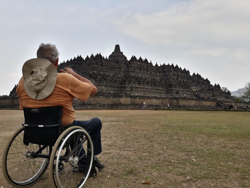 Sunrise Setumbu Hill, Borobudur & Merapi Jeep Lava Tour - Borobudur Temple Exploration