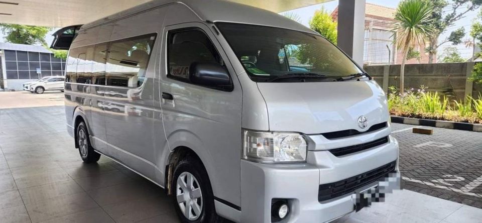 Surabaya: Private Car Charter With Driver in Group by Van - Spacious and Comfortable Van