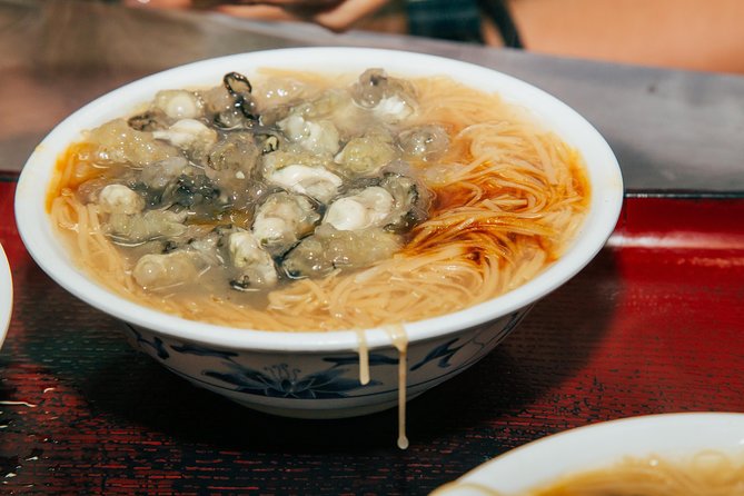 Taipei Food Tour: Night Market & Convenience Store(Food Included) - Convenience Store Experience