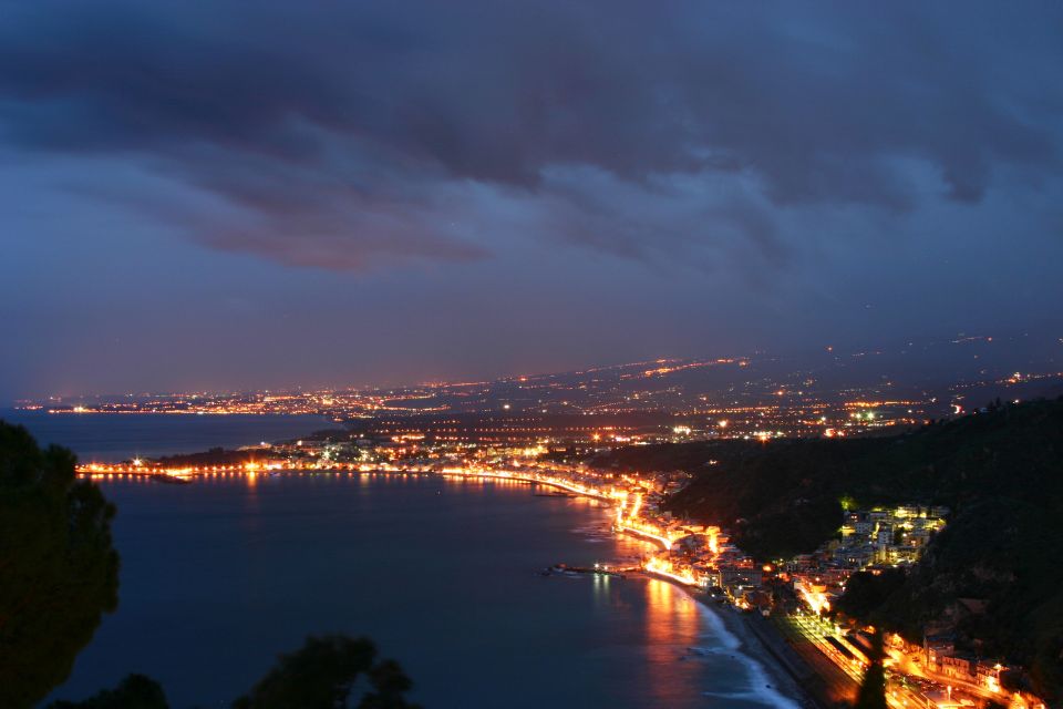 Taormina: Sunset Walking Tour & Aperitif on Rooftop Terrace - Ancient Sights and Architecture