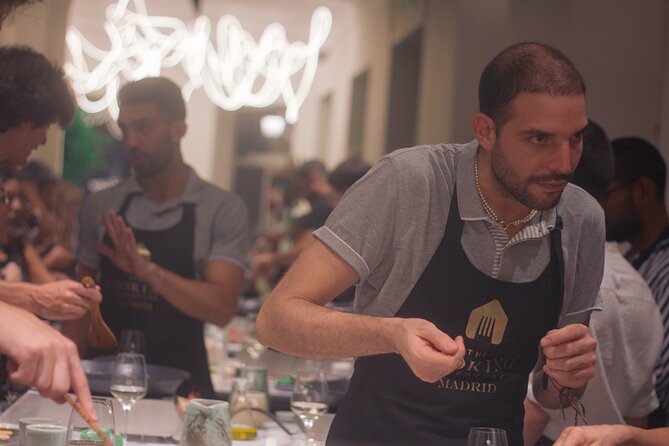 Taste of Spain: Tapas Cooking Class With Bottomless Wine Pairing - Seasonal Meat or Fish Dish