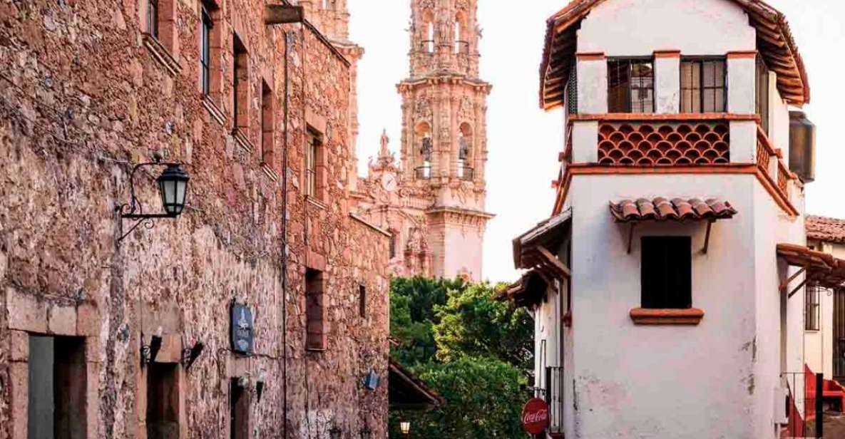 Taxco Tour From Mexico City: & Xochicalco Pyramids - Exploring Xochicalco