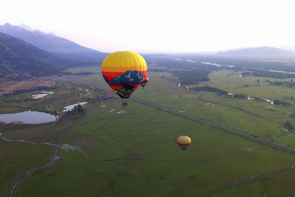 Teton Village: Grand Tetons Sunrise Hot Air Balloon Tour - Inclusions