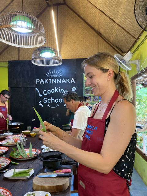 Thai Cooking Class &Market Tour by Amazon Prime Series Chef. - Exploring the Local Market