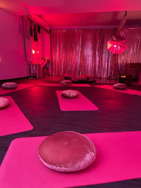 The Love Shack: A Pole Dance & Meditation Experience - Program Structure