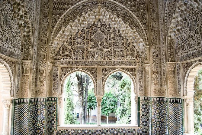 Tickets Included: Alhambra Tour (Gardens, Alcazaba, Generalife) - Important Tour Information