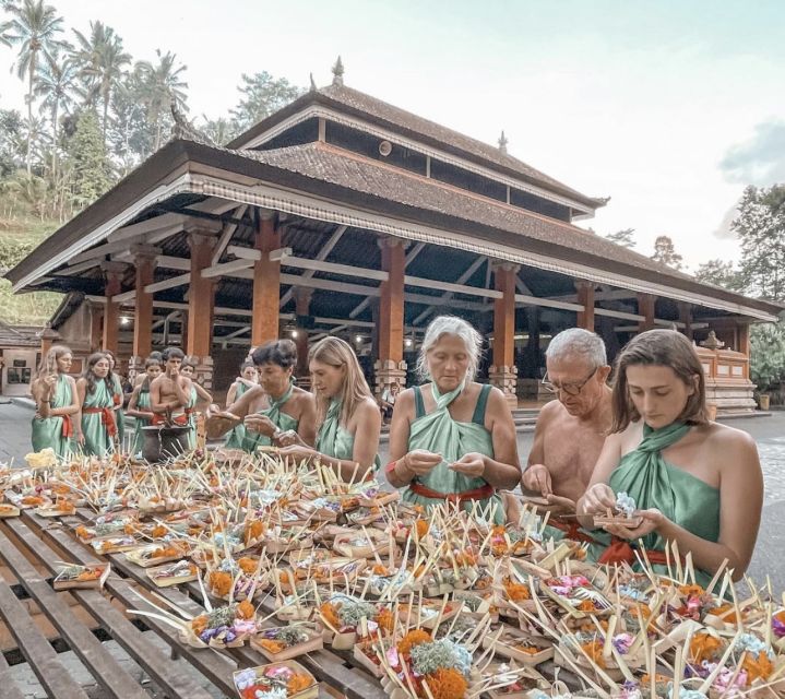 Tirta Empul: Temple Tour With Optional Spiritual Cleansing - Inclusions