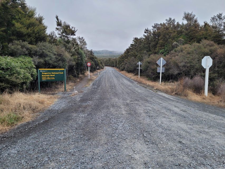 Tongariro Crossing: Ketetahi Park and Ride Shuttle to Start - Driver and Cancellation Policy