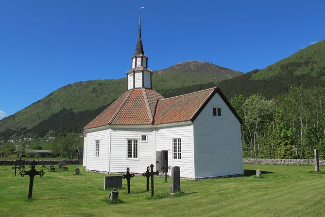 Tour From Alesund to Trollstigen, the Land of the Trolls - Stordal and Holsbrua