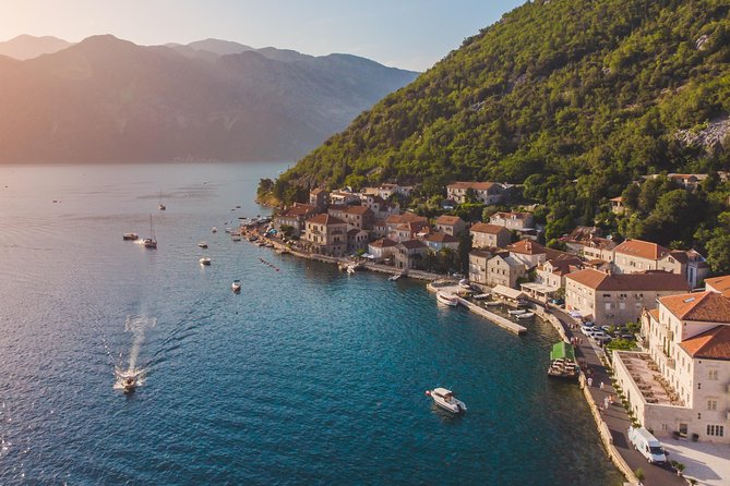 Tour Kotor - Perast Old Town - Island Our Lady of the Rocks - Every 2 Hours - Exploring Perast Old Town