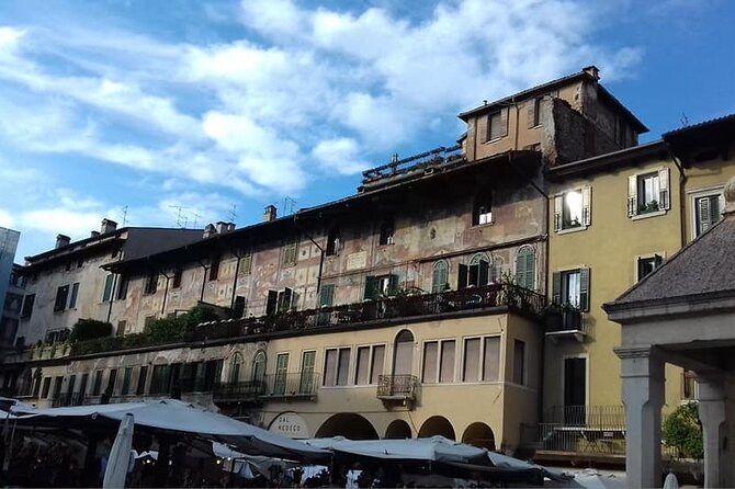 Tour to Discover the Unique History of Verona, the City of Art - Uncovering Veronas Vibrant Art Scene