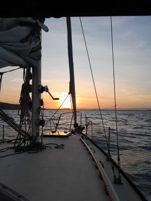 Townsville: Sunset Sailing Tour Boat Cruise Townsville - Customer Reviews