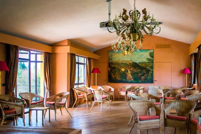 Tuscan Country Bike Tour With Wine and Olive Oil Tastings - Galileos Former Residence and Stunning Views